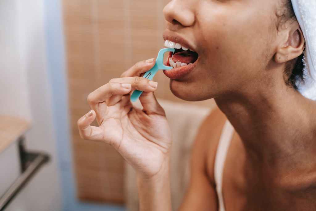 Flossing Can Affect Your&nbsp;Heart?